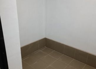 Продам гараж, Тюмень, улица Василия Подшибякина, 9