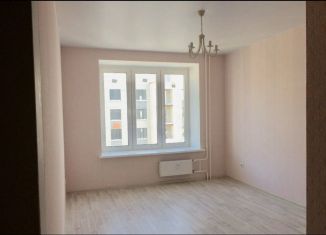 Продаю 2-ком. квартиру, 62 м2, Тюмень, Полевая улица, 105к3