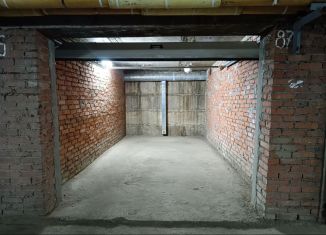 Сдам в аренду гараж, 19 м2, Йошкар-Ола, улица Васильева, 4В