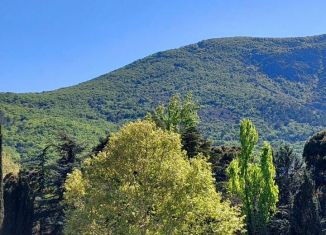 Двухкомнатная квартира на продажу, 50 м2, посёлок городского типа Партенит, Прибрежная улица, 7