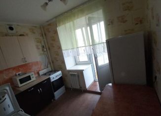 Аренда 1-ком. квартиры, 38 м2, Туймазы, улица Островского, 14