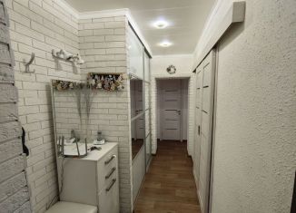 Продается 2-комнатная квартира, 49.5 м2, Елец, Александровская улица, 19