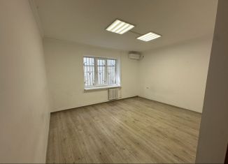 Сдача в аренду офиса, 18 м2, Сочи, Виноградная улица, 154