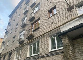 Продаю 3-комнатную квартиру, 57.7 м2, Смоленск, переулок Зои Космодемьянской, 4