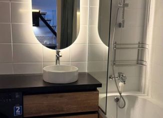 Сдам в аренду однокомнатную квартиру, 50 м2, посёлок Ильинское-Усово, ЖК Ильинские Луга, Архангельская улица, 10