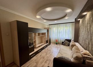 Продается трехкомнатная квартира, 69.2 м2, Киржач, квартал Солнечный, 2