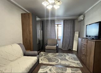 Сдаю в аренду 1-комнатную квартиру, 37 м2, Сочи, Навагинская улица, микрорайон Центральный