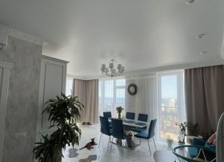 Продается 3-комнатная квартира, 75.4 м2, Ялта, улица Щорса, 4