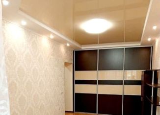 Продаю 2-ком. квартиру, 58 м2, Ставрополь, улица Доваторцев, 52В