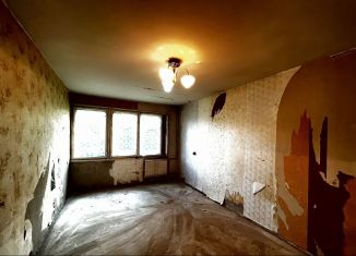 Продаю однокомнатную квартиру, 30.4 м2, Санкт-Петербург, улица Отважных, 3