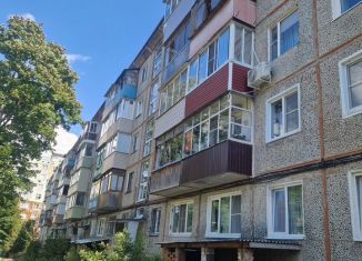 Продаю трехкомнатную квартиру, 48 м2, Тула, Центральный территориальный округ, Рязанская улица, 28к2