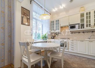 Сдается 2-ком. квартира, 56 м2, Санкт-Петербург, Кронверкский проспект, 31, муниципальный округ Кронверкское