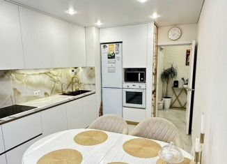 Продажа 3-комнатной квартиры, 74 м2, Омская область, Барнаульская улица, 45