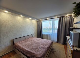 Сдаю в аренду двухкомнатную квартиру, 50 м2, Санкт-Петербург, улица Руставели, 50