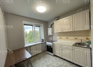 Продажа 2-ком. квартиры, 43.2 м2, Чебаркуль, улица Мира, 23