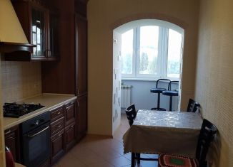 Сдаю в аренду 2-комнатную квартиру, 62 м2, Саратов, Большая Садовая улица, 139/150