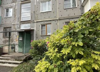 Продаю 4-ком. квартиру, 60 м2, Тула, улица Кауля, 7к3