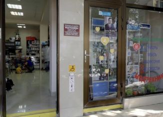 Сдаю в аренду помещение свободного назначения, 64 м2, Сочи, улица Гагарина, 4, микрорайон Гагарина