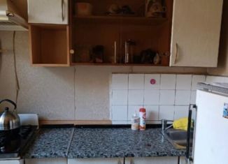 Сдаю 2-комнатную квартиру, 52 м2, Кириши, улица Романтиков, 8