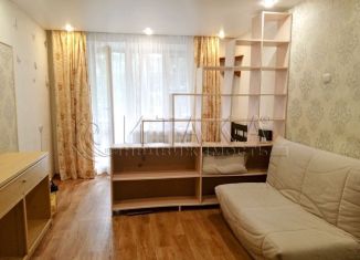 Продажа 2-ком. квартиры, 43.2 м2, Гатчина, улица Карла Маркса, 30