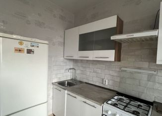 Сдается 1-комнатная квартира, 38 м2, Йошкар-Ола, улица Чернякова, 3А, микрорайон 9Б