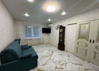 Сдаю 2-комнатную квартиру, 42 м2, Сочи, улица Куйбышева, 6, микрорайон Черемушки