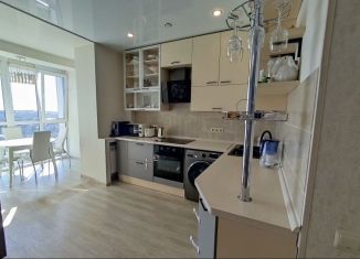 Продаю двухкомнатную квартиру, 61.6 м2, рабочий поселок Маркова, квартал Стрижи, 8