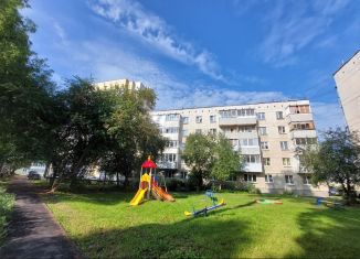 Продаю 1-комнатную квартиру, 31.8 м2, Верхняя Пышма, улица Машиностроителей, 8