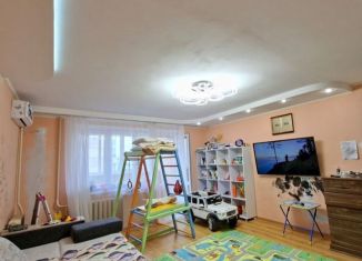 Продается 2-ком. квартира, 77 м2, Салават, Ленинградская улица, 17