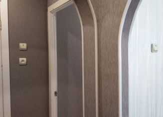 Продам 1-ком. квартиру, 30 м2, Тобольск, 7-й микрорайон, 14