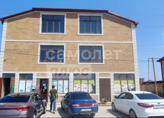 Продам помещение свободного назначения, 1600 м2, Дагестан, улица Расула Гамзатова, 26