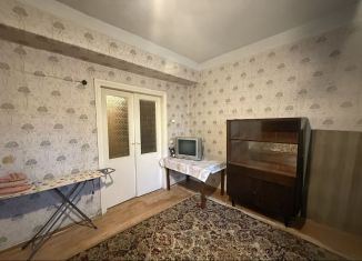 Сдаю в аренду двухкомнатную квартиру, 50 м2, Саратов, Огородная улица, 170/2