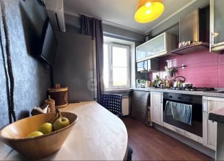 Продаю 2-ком. квартиру, 46 м2, Санкт-Петербург, Тихорецкий проспект, 37, Тихорецкий проспект