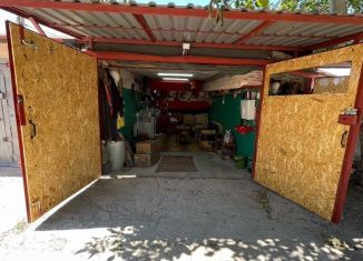 Продаю гараж, 25 м2, Армянск