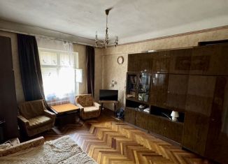 Продам 2-ком. квартиру, 58 м2, Воронеж, проспект Революции, 31