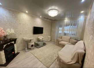 Продается 3-комнатная квартира, 60.3 м2, Чистополь, улица 40 лет Победы, 15А