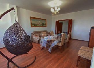 Продам 4-комнатную квартиру, 129.7 м2, Назрань, Новая улица, 31