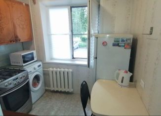 Сдам в аренду 3-комнатную квартиру, 47.5 м2, Тула, улица Декабристов, 176