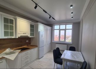 2-ком. квартира на продажу, 69 м2, Грозный, улица Эсет Кишиевой, 30, 2-й микрорайон