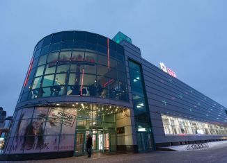 Сдается в аренду торговая площадь, 82 м2, Тюмень, улица Орджоникидзе, 63А