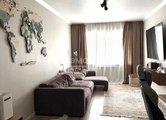 Продам 2-ком. квартиру, 72 м2, Воронеж, улица Владимира Невского, 12А