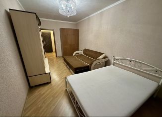 Сдам в аренду 1-комнатную квартиру, 45 м2, Краснодар, Кубанская улица, 47, микрорайон Черемушки