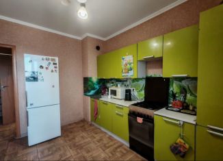 Сдается 1-ком. квартира, 43.3 м2, посёлок фабрики имени 1 Мая, посёлок Фабрики имени 1 Мая, 12