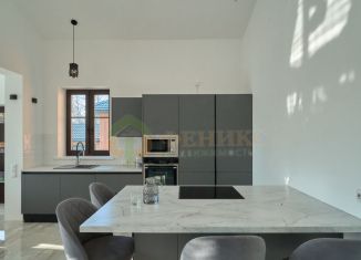 Продаю дом, 302 м2, Гатчина, Госпитальный переулок