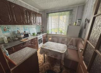 Продаю 3-комнатную квартиру, 66 м2, Тобольск, 7-й микрорайон, 9