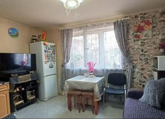 Продам 2-ком. квартиру, 47 м2, Краснодар, улица Янковского, 65, микрорайон Центральный