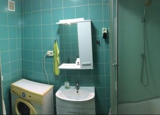 Продам квартиру студию, 32 м2, Курган, улица Яблочкина, 4В