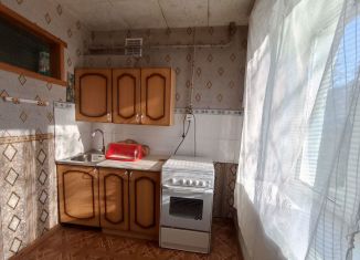 Продаю четырехкомнатную квартиру, 58.7 м2, Мичуринск, Клубная улица, 8