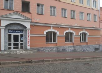 Продам торговую площадь, 254.4 м2, Орловская область, улица Ленина, 10