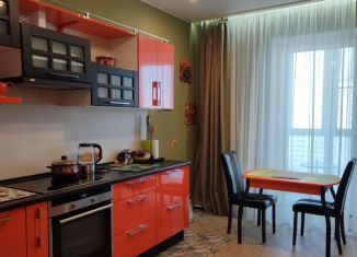 Продается 2-комнатная квартира, 71.5 м2, Подольск, улица 43-й Армии, 19